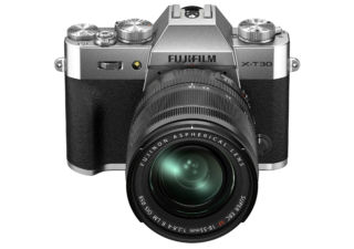 Fujifilm X-T30 II silver + XF 18-55mm